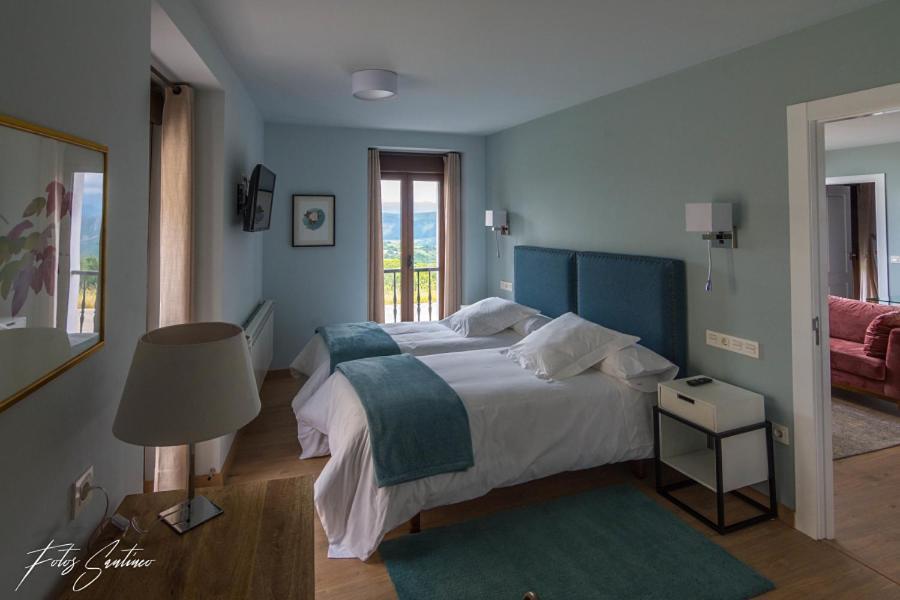 Apartamentos Buenavista Tineo Eksteriør bilde