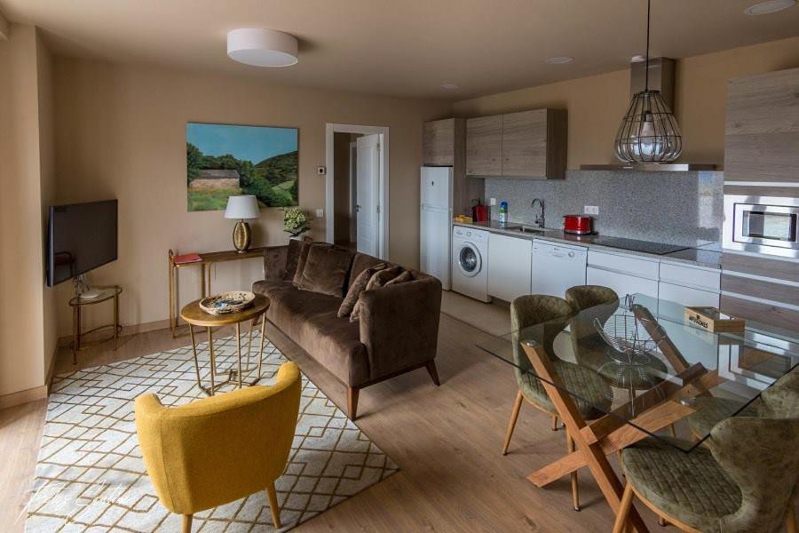 Apartamentos Buenavista Tineo Eksteriør bilde